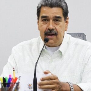 Nicolás Maduro califica como «vil ataque» contra Irán y dice que coloca «en peligro la vida y la paz»