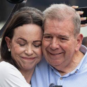 ABC de España: María Corina Machado «Gracias a Edmundo por todo lo que ha entregado, con el esposo de su hija secuestrado»