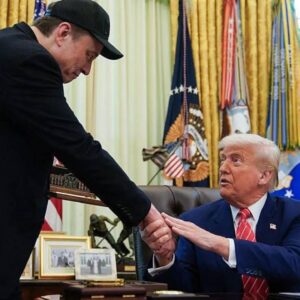 #ANALISIS Cómo Trump y Musk siguen vinculados, a pesar de su guerra de insultos y amenazas (y cómo se podrían perjudicar el uno al otro)