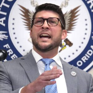 Fiscal General de Florida se opone a cambiar fecha electoral de Miami