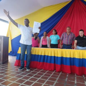 #ZULIA Acreditado Yonys González como alcalde reelecto del municipio Sucre por tercer período consecutivo