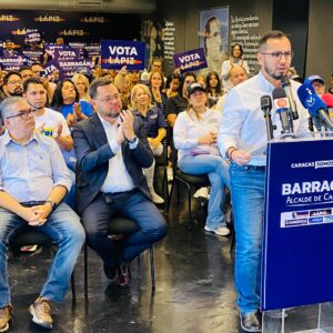 Ecarri cedió el testigo a «El Gocho»: Presentan a Jorge Barragan como candidato de nuevo consenso opositor  en Caracas