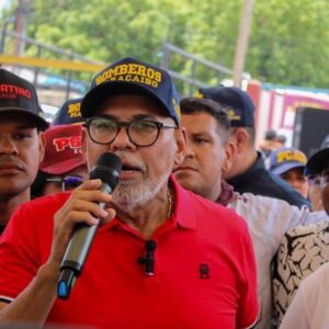 Chavismo responde: Arnoldo Olivares «En Maracaibo el pueblo se alistó en defensa de la Patria»