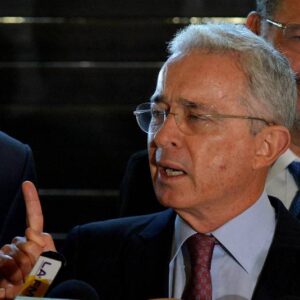 Uribe libre y la coalición democrática sucesora del pacto histórico Por Robert Alvarado