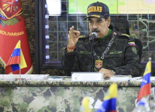 #ULTIMAHORA Maduro firma decreto de conmoción externa ante «amenazas» de EE UU