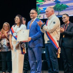 #ZULIA Madre Rafols recibe Orden «Ciudad de Maracaibo» por parte del Alcalde de Maracaibo Gian Carlo Di Martino