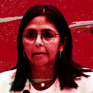 La sombra de Delcy Rodríguez vuelve a amenazar al Gobierno Por Rubén Arraz