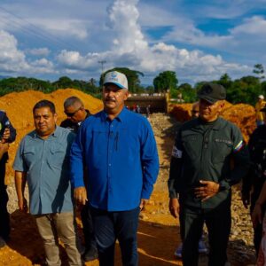 Gobernador del Zulia Luis Caldera constata avances de obras en materia de vialidad, agua y salud en el municipio Baralt