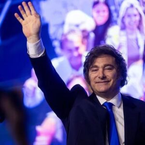 #SORPRESA El partido de Javier Milei obtiene un fuerte respaldo en las elecciones de medio término: «Hoy comienza la construcción de la Argentina grande»