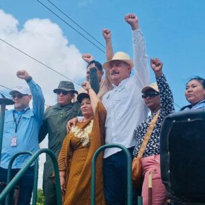 #ZULIA Gobernador Caldera anuncia que antes de Navidad la Guajira venezolana tendrá listos 70 kilómetros de vialidad asfaltada