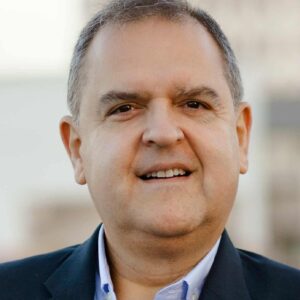 La próspera industria de las ilusiones Por: Humberto González Briceño