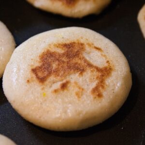 La arepa es la reina de las búsquedas: Trucos para que la harina no se rompa y te queden redonditas