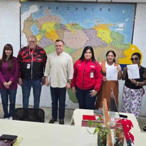 Alcaldía de Maracaibo y Seniat realizaron jornadas de actualización del RIF a bodegueros