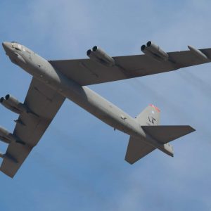 Dos bombarderos B-52 de EEUU regresaron a merodear las costas de Venezuela
