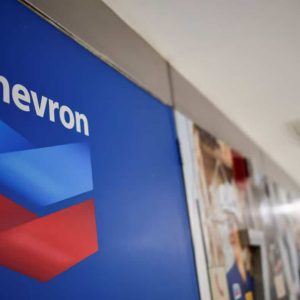 Chevron supera estimación de beneficios mientras mira oportunidades de inversión en Venezuela