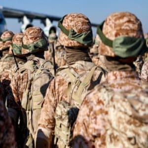 Irán se prepara para un ataque inminente de EE. UU.: Trump ordena el desalojo de bases militares en Oriente
