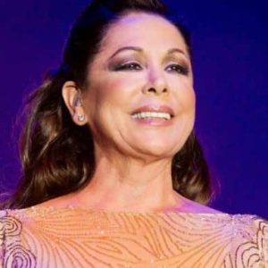 Isabel Pantoja celebrará 50 años de carrera en Puerto Rico