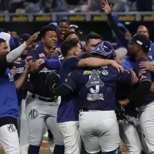 Magallanes completa la hazaña y está en la final de la LVBP