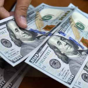El dólar BCV sube 1 % y cierra enero en 367,31 bolívares