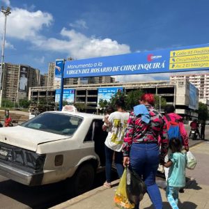 La mitad del sueldo mínimo «se va en pasaje»