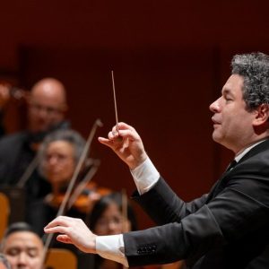 Gustavo Dudamel gana dos Grammy por su trabajo en el álbum Yanga