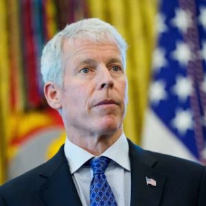 Reuters afirma que el secretario de Energía de los Estados Unidos ya está en Venezuela