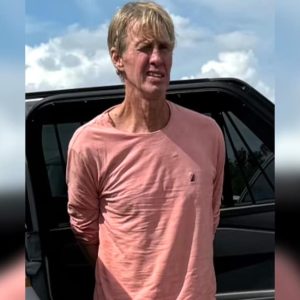 Condenan a cadena perpetua al hombre que intentó asesinar a Donald Trump en Florida en 2024