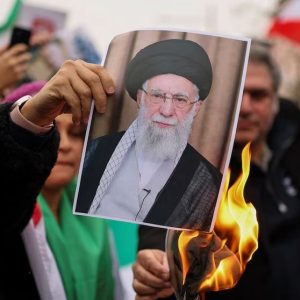 Objetivo: Acabar con el régimen