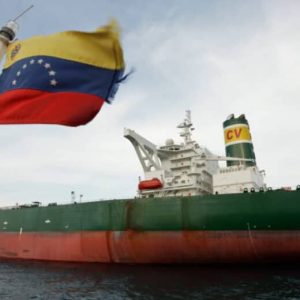 Flujo de petróleo pesado venezolano excede demanda de refinerías de EEUU y presiona precios a la baja