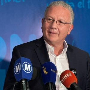 Esposa del opositor Perkins Rocha exige amnistía urgente y sin discriminación