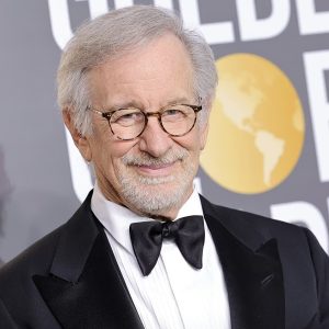 Steven Spielberg entra en el club de los EGOT tras ganar su primer Grammy