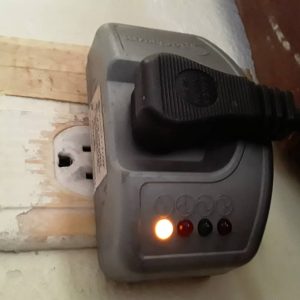 Dos fuertes fluctuaciones eléctricas ponen en alerta a los zulianos este lunes 23-Mar