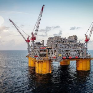 El crudo Brent llegó a 116 dólares por barril, tras declaración de Trump sobre querer «apoderarse del petróleo de Irán»