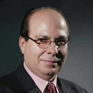 ARQUEOLOGÍA DEL YO por Miguel Ángel León