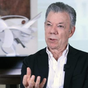 Juan Manuel Santos exige elecciones en Venezuela: “Delcy Rodríguez es tan ilegítima como Maduro”