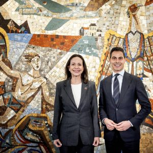 Primer ministro de Países Bajos se reunió con María Corina Machado y prometió presión desde Europa (Fotos)