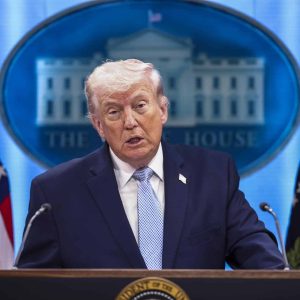 WSJ | Trump evalúa reanudar ataques contra Irán tras el fracaso de las conversaciones