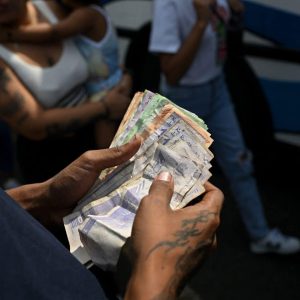 Encuesta Meganálisis: la mayoría de los consultados descarta recuperación económica con el chavismo en el poder