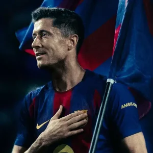 Robert Lewandowski anuncia su salida del Barcelona: “La misión está cumplida”