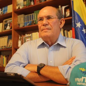 Omar González: «Delcy Rodríguez termina de liquidar a Nicolás Maduro entregando a su testaferro»