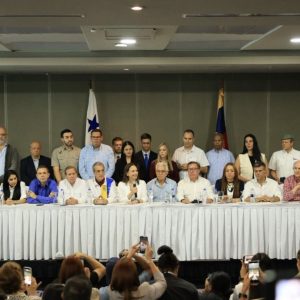 El verdadero objetivo del «Manifiesto de Panamá» que impulsa María Corina Machado