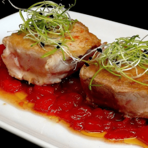 Haga un pescado a la plancha con vinagreta de tomate y sorprenda a su familia