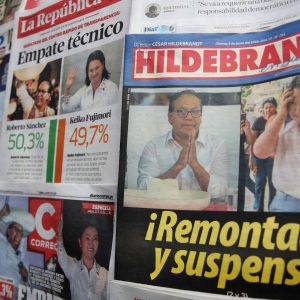 Balotaje en Perú: distancia entre Sánchez y Fujimori bajó a solo 20 mil votos con 97 % del escrutinio