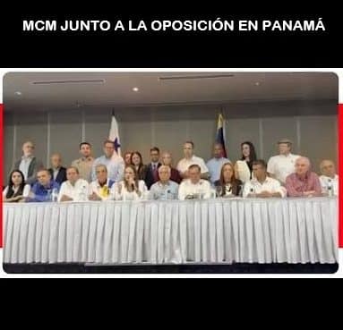 María Corina Machado reunida con la oposición en Panamá