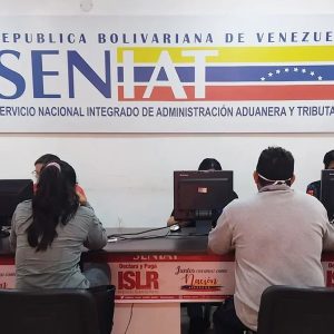 ¡No se guardó nada! Dirigente del PSUV en Machiques denuncia a funcionarios del Seniat por presunta corrupción (+Video)