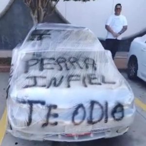En una semana Maracaibo pasó de «Propiedad de mi gordo» a «Perra infiel, te odio»: Aquí nadie se aburre (+Video)