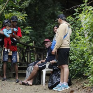 Cayó en Colombia red que lavó millones de dólares por tráfico de migrantes, entre ellos venezolanos