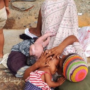 MUNICIPIO MARACAIBO | ¡Milagro en la calle! Policías de Maracaibo auxilian a mujer que dio a luz en plena C-2