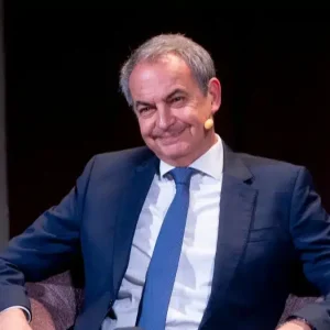 Zapatero pide aplazar su declaración en caso Plus Ultra tras la imputación por las joyas
