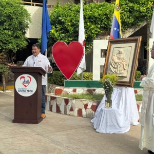 Fundación Divino Niño rinde homenaje y eleva oración por las víctimas del terremoto